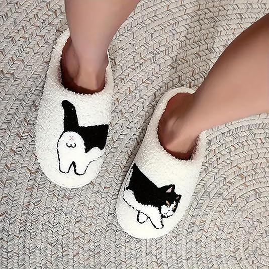Pantoufles De Chats Blanches